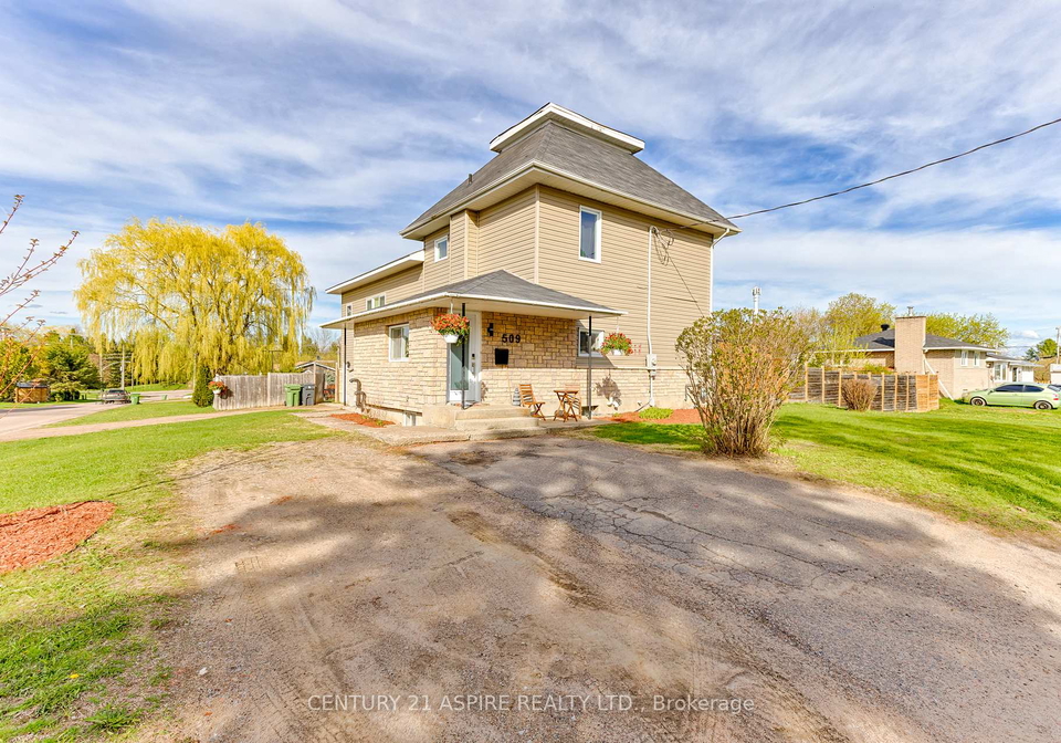 509-roy-street-e-laurentian-valley-ontario-x13229470