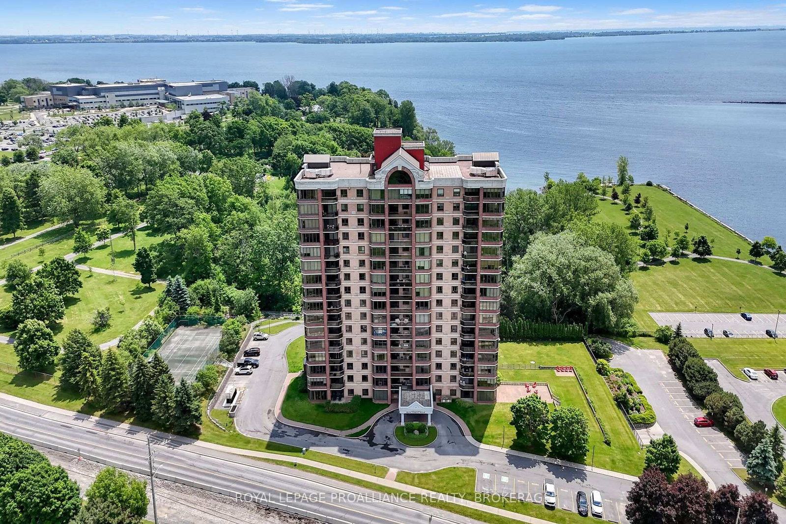 1000-king-street-w-kingston-ontario-x13229616