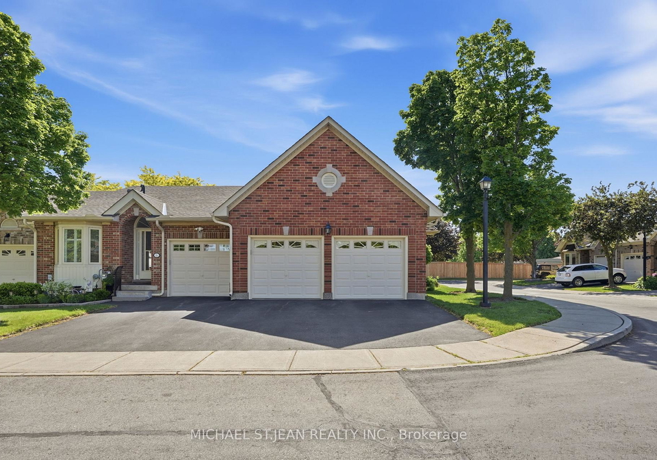 590-highway-8-hamilton-ontario-x13229692