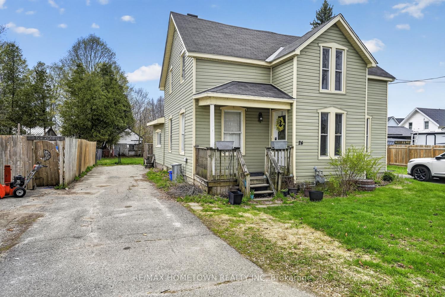 24-william-street-edwardsburghcardinal-ontario-x13229824