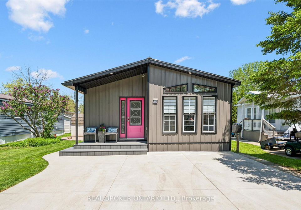 490-spruce-street-centre-wellington-ontario-x13229896