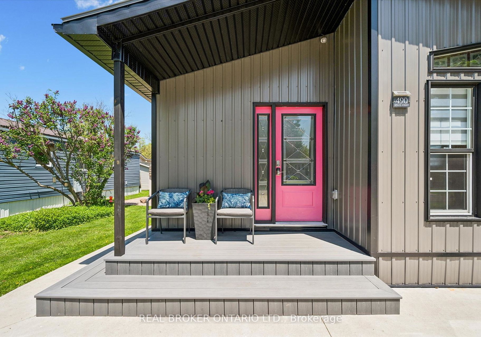 490-spruce-street-centre-wellington-ontario-x13229896