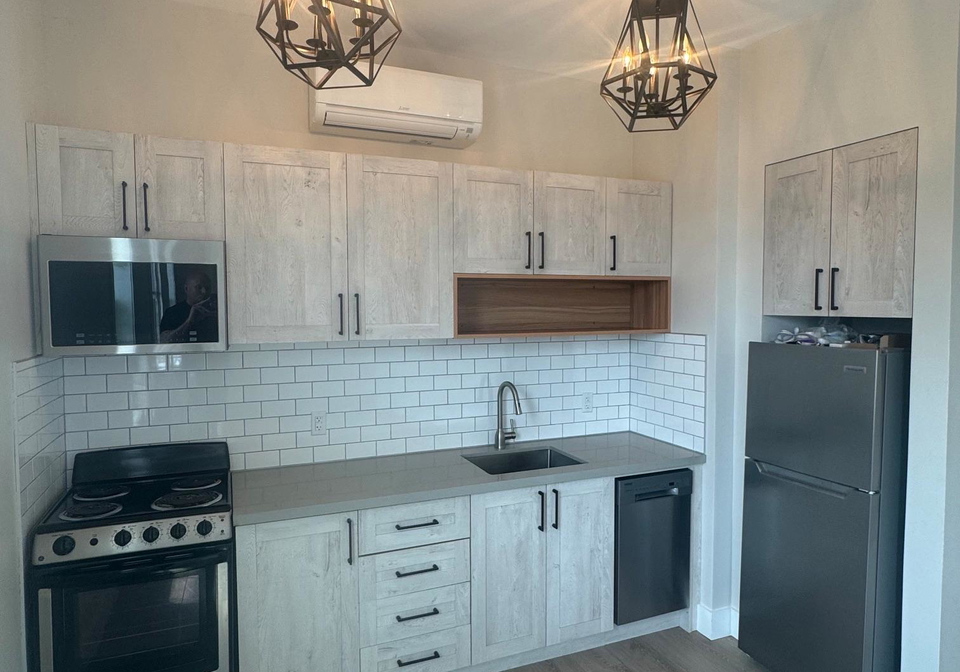 100-muskoka-road-n-gravenhurst-ontario-x13229978