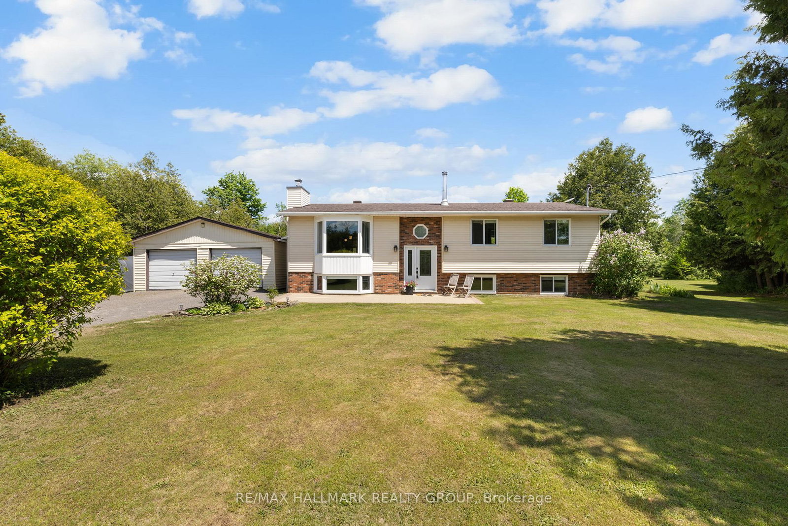 645-code-drive-montague-ontario-x13230000