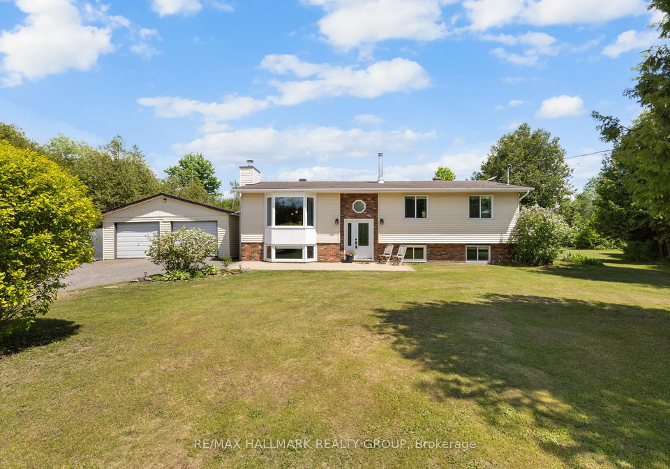 645-code-drive-montague-ontario-x13230000