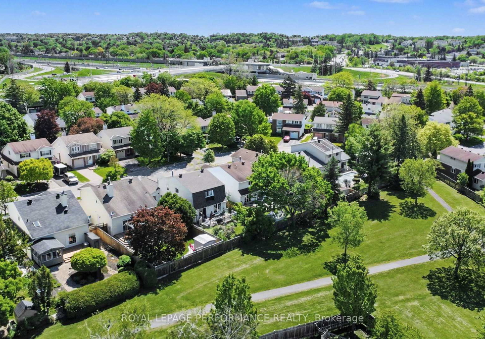 1163-sauterne-park-ottawa-ontario-x13230002