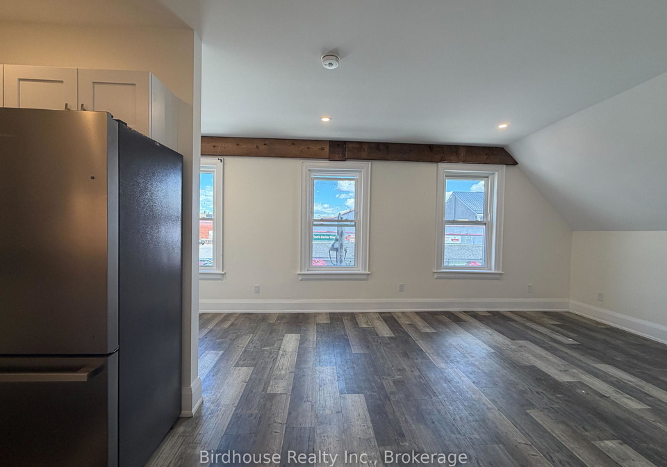 19-cambridge-street-s-kawartha-lakes-ontario-x13230186