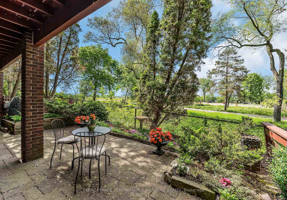 31-aylen-avenue-ottawa-ontario-x13230244