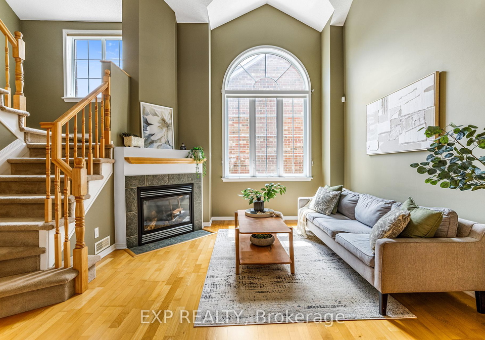102-gatestone-private-ottawa-ontario-x13230300