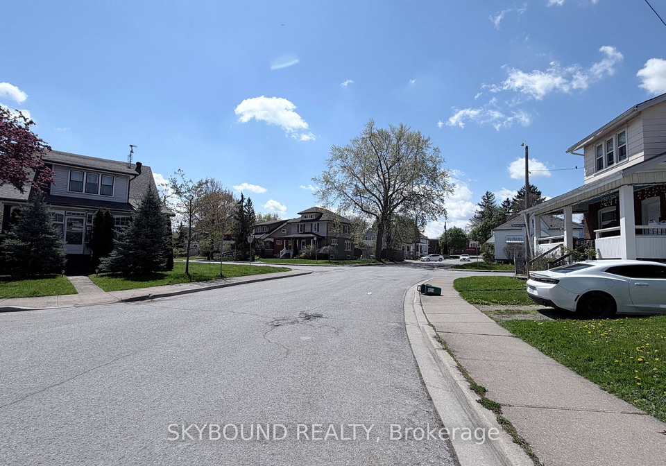 5113-st-lawrence-avenue-niagara-falls-ontario-x13230332