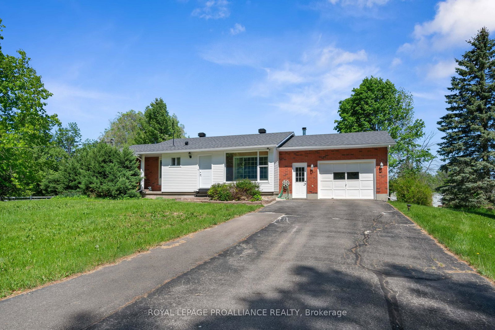 706-kitley-3-line-elizabethtown-kitley-ontario-x13230716