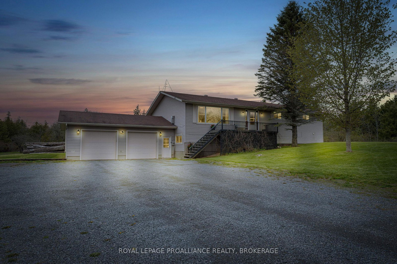 4779-florida-road-loyalist-ontario-x13230798