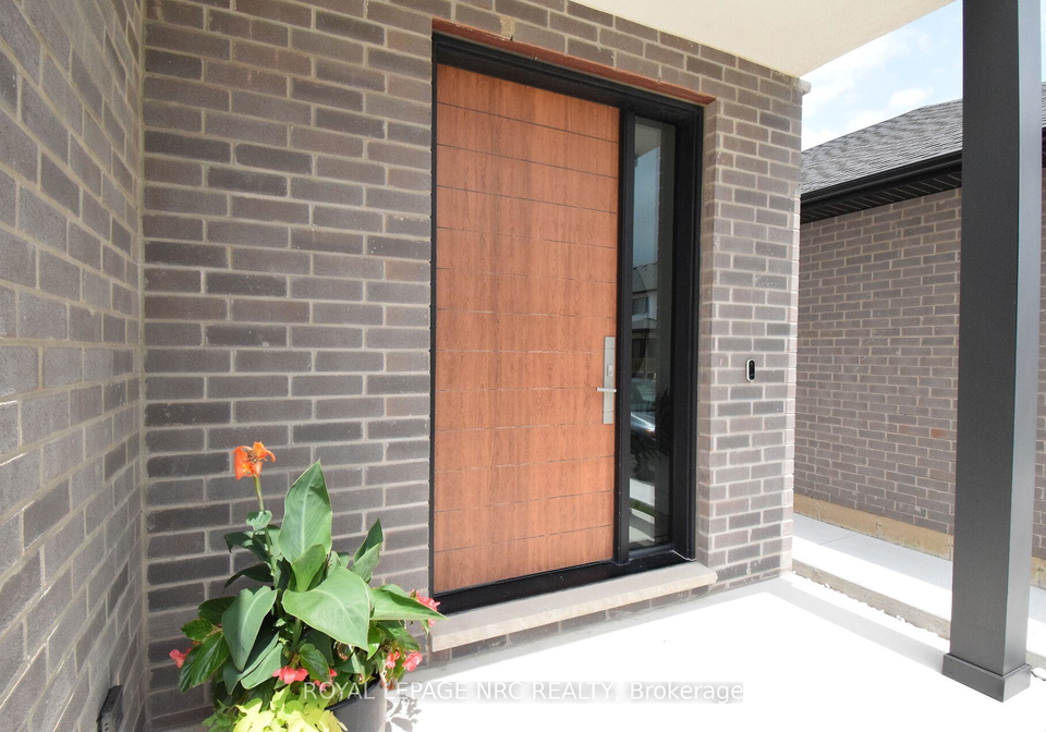 82-ivy-crescent-thorold-ontario-x13230802
