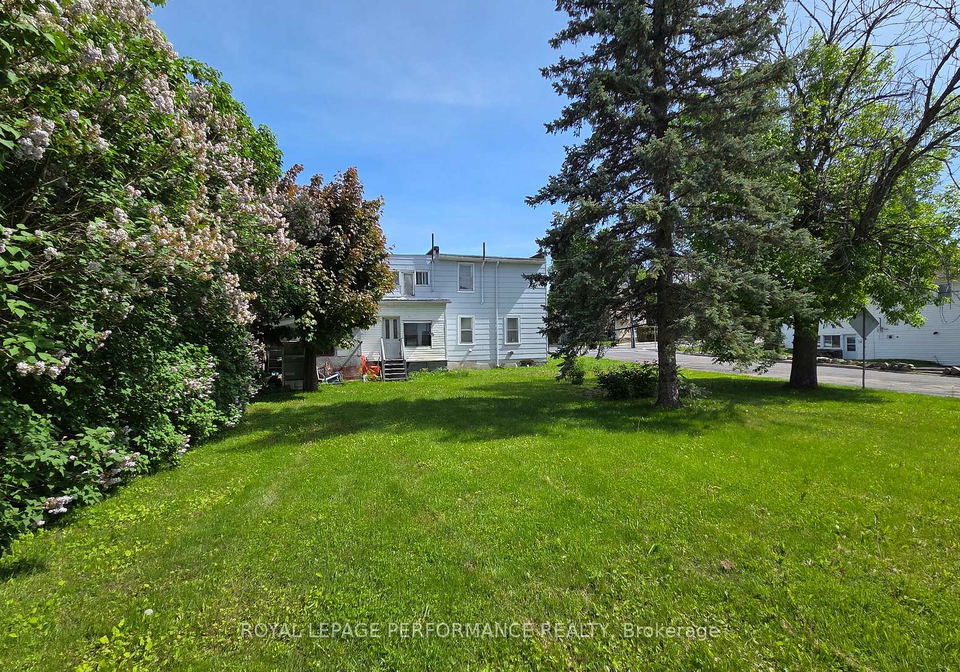 902-front-road-w-champlain-ontario-x13231016