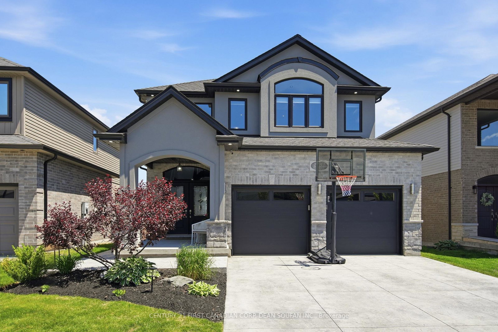 2152-yellowbirch-place-london-north-ontario-x13231180
