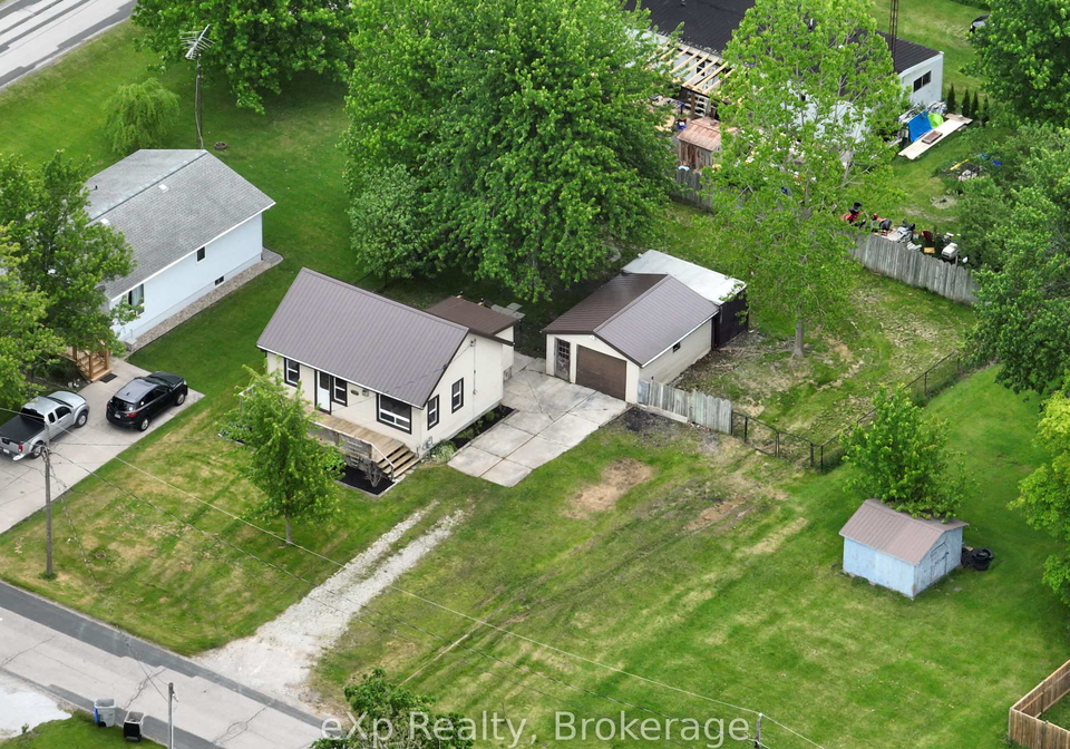 2608-sheriff-street-oil-springs-ontario-x13231376