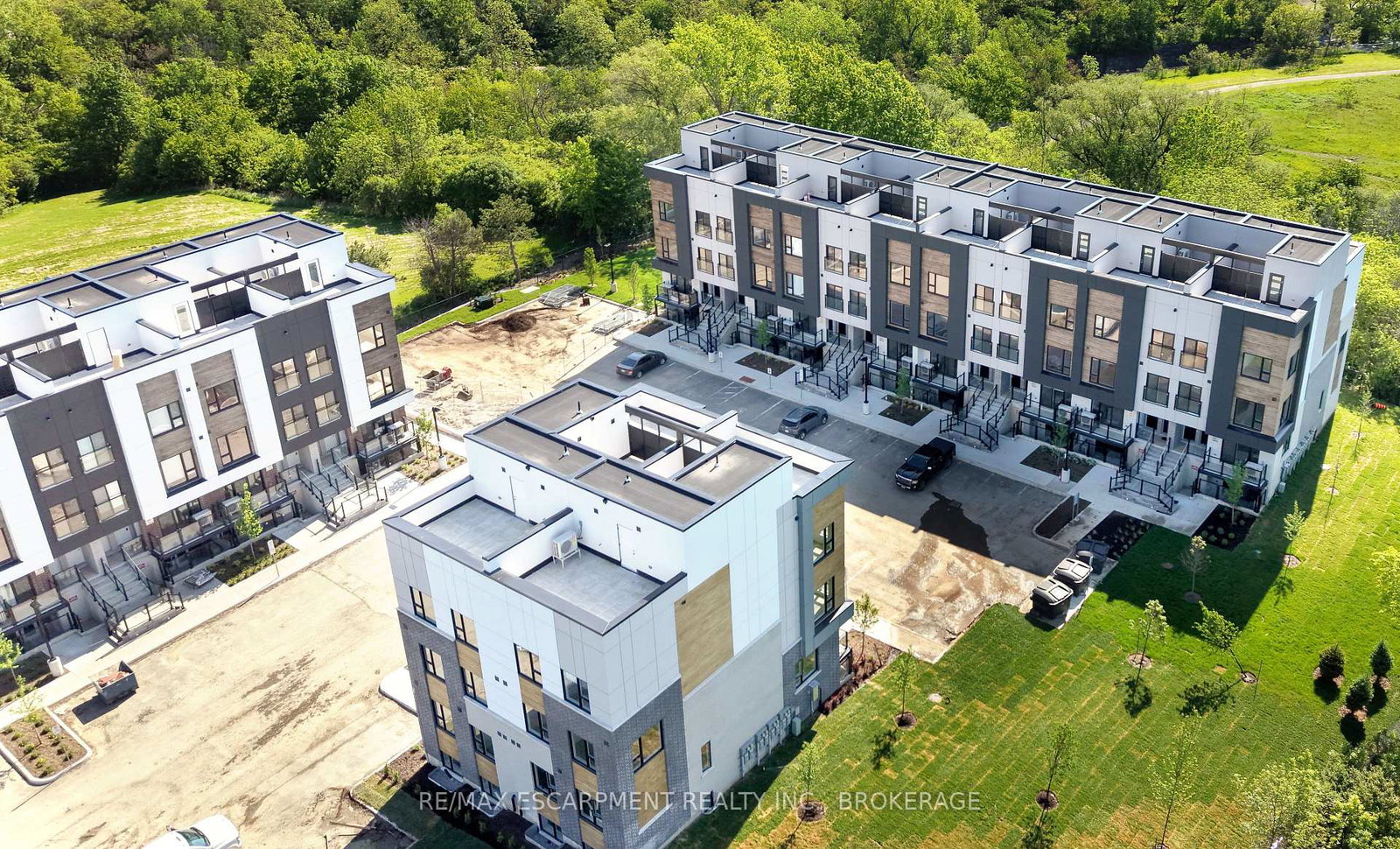 16-melbourne-avenue-st-catharines-ontario-x13231440