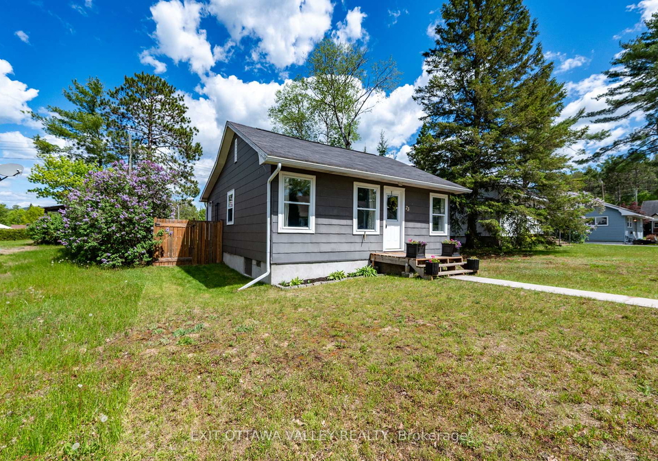 23-summit-street-deep-river-ontario-x13231496