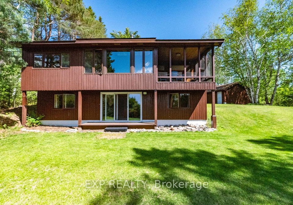 56-lefty-lane-whitewater-region-ontario-x13231636