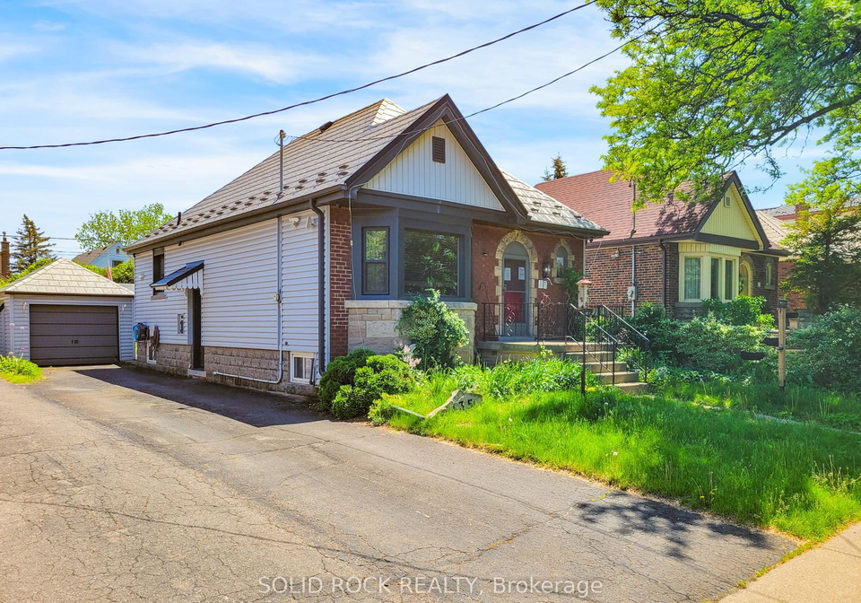 135-wexford-avenue-s-hamilton-ontario-x13231812