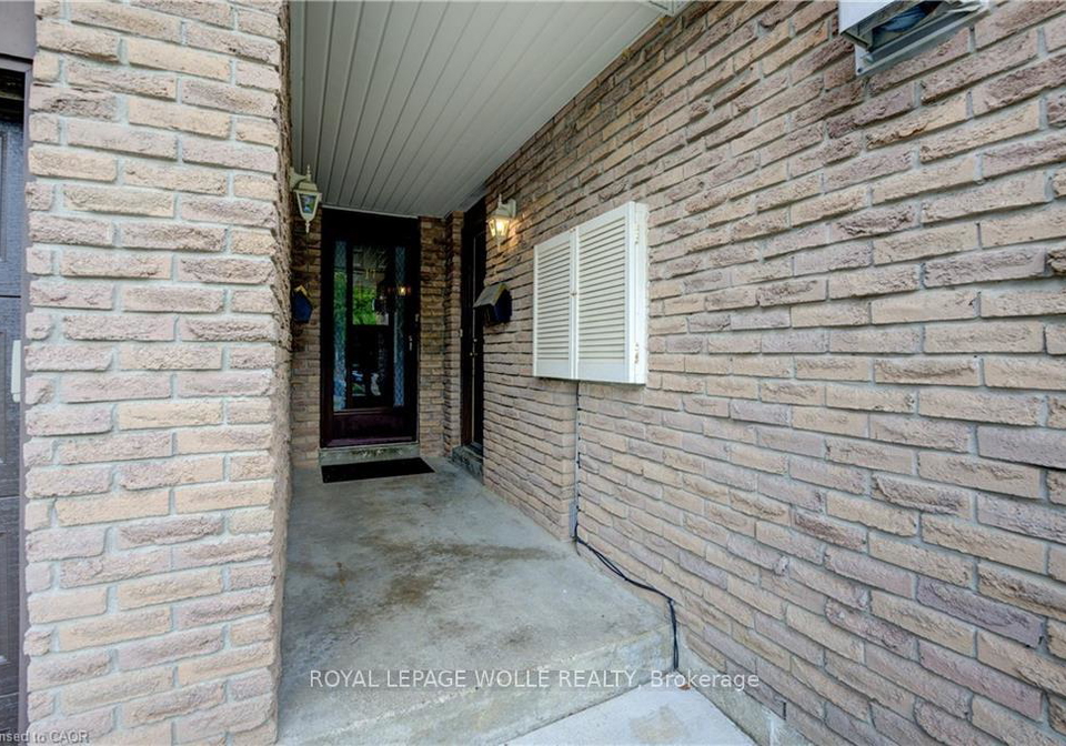19-hillbrook-crescent-kitchener-ontario-x13231932