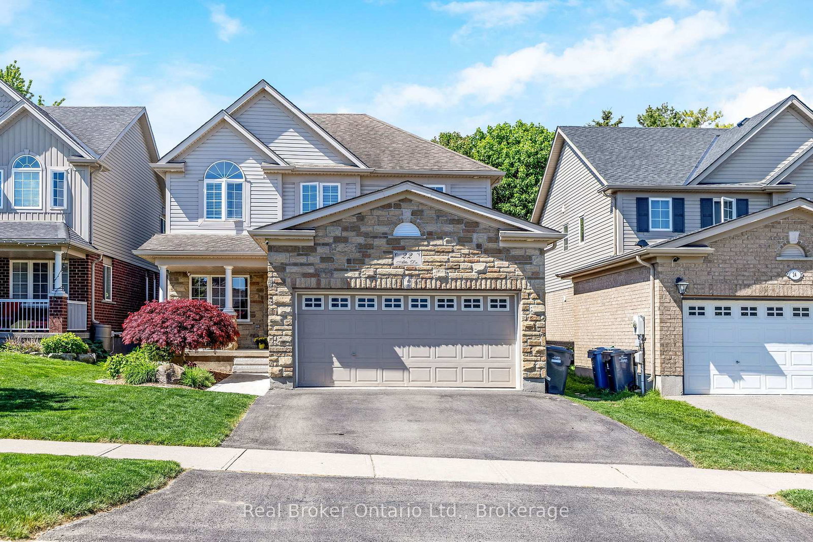22-atto-drive-guelph-ontario-x13232118