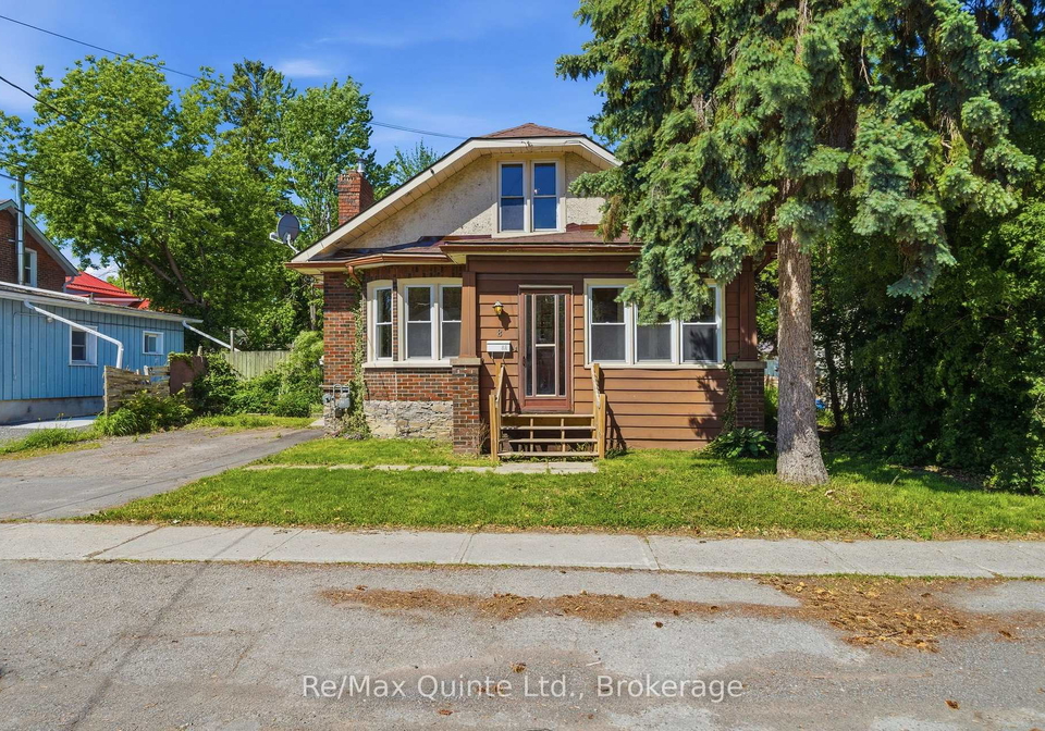 8-dunbar-street-belleville-ontario-x13232226