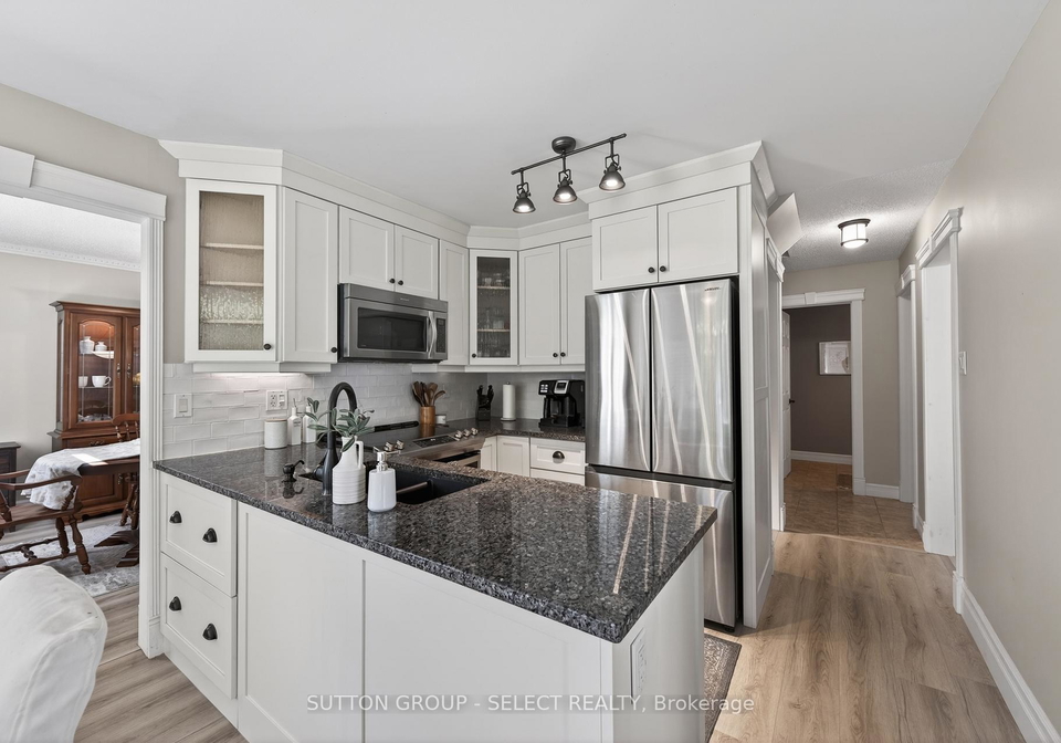 12-banting-crescent-london-north-ontario-x13232290