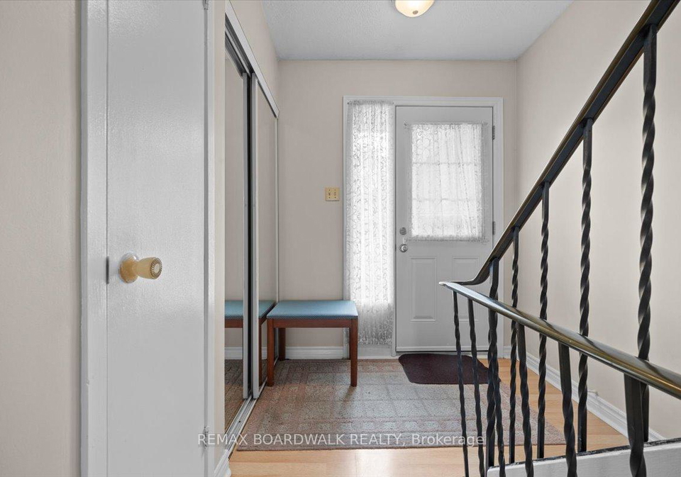 1828-axminster-court-ottawa-ontario-x13232322
