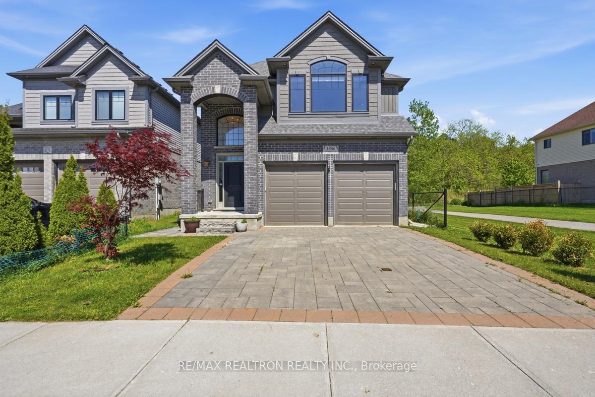 1580-finley-crescent-london-north-ontario-x13232812