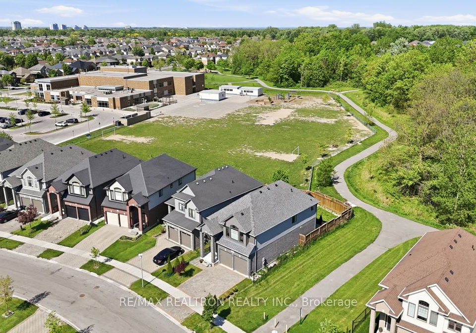 1580-finley-crescent-london-north-ontario-x13232812