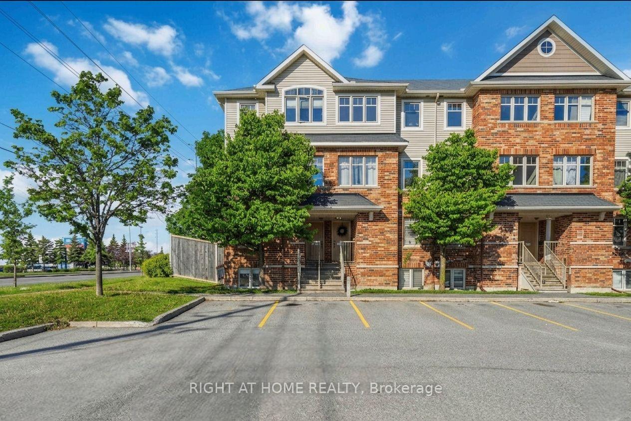 227-keltie-private-ottawa-ontario-x13232906