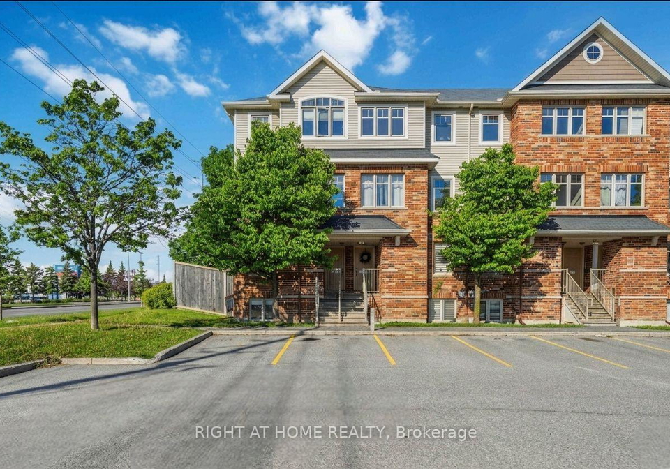 227-keltie-private-ottawa-ontario-x13232906