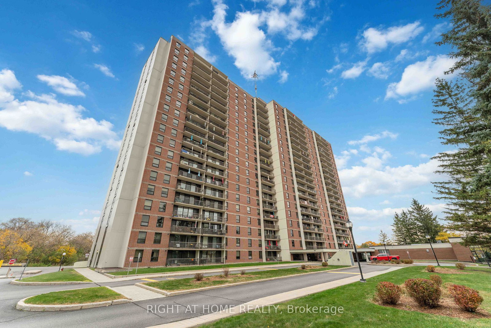 665-bathgate-drive-ottawa-ontario-x13232914