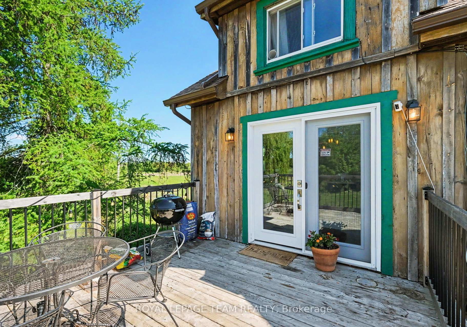 5894-roger-stevens-drive-montague-ontario-x13232984