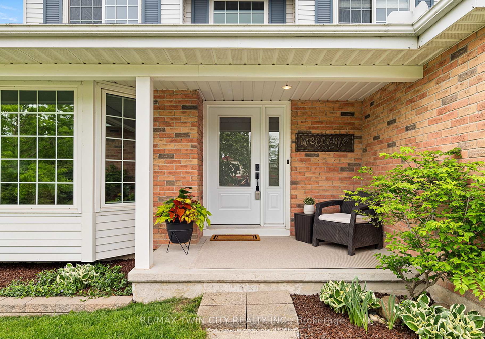 240-grand-river-boulevard-kitchener-ontario-x13232986