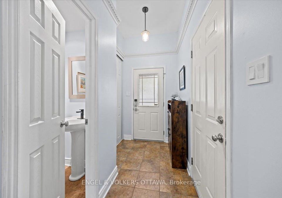 319-hillsboro-private-kanata-ontario-x13233196