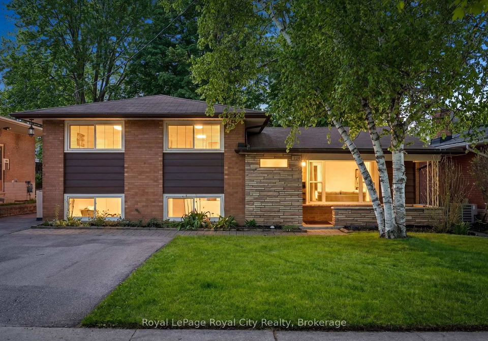 229-ross-avenue-kitchener-ontario-x13233374