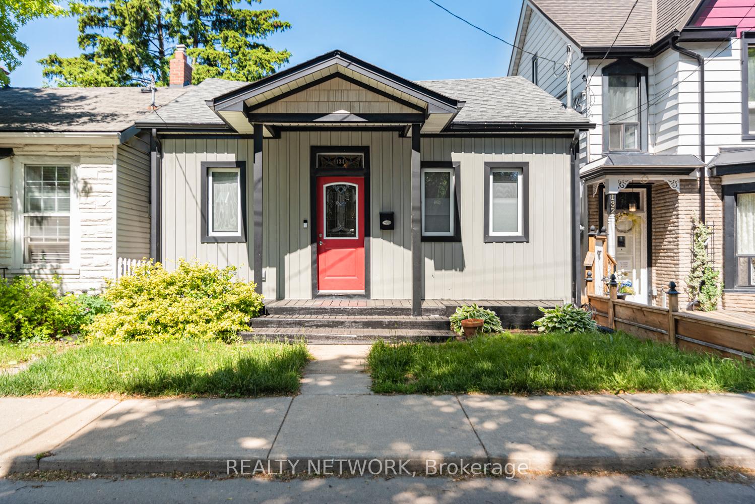 134-erie-avenue-hamilton-ontario-x13233432
