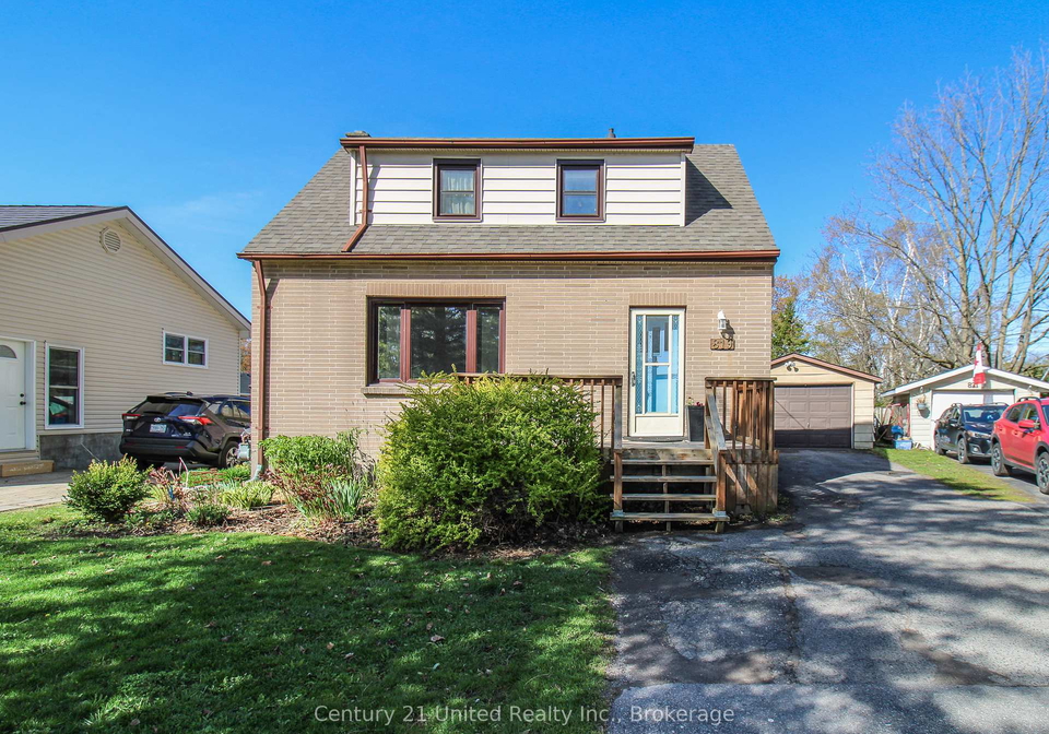819-argyle-street-peterborough-ontario-x13233490