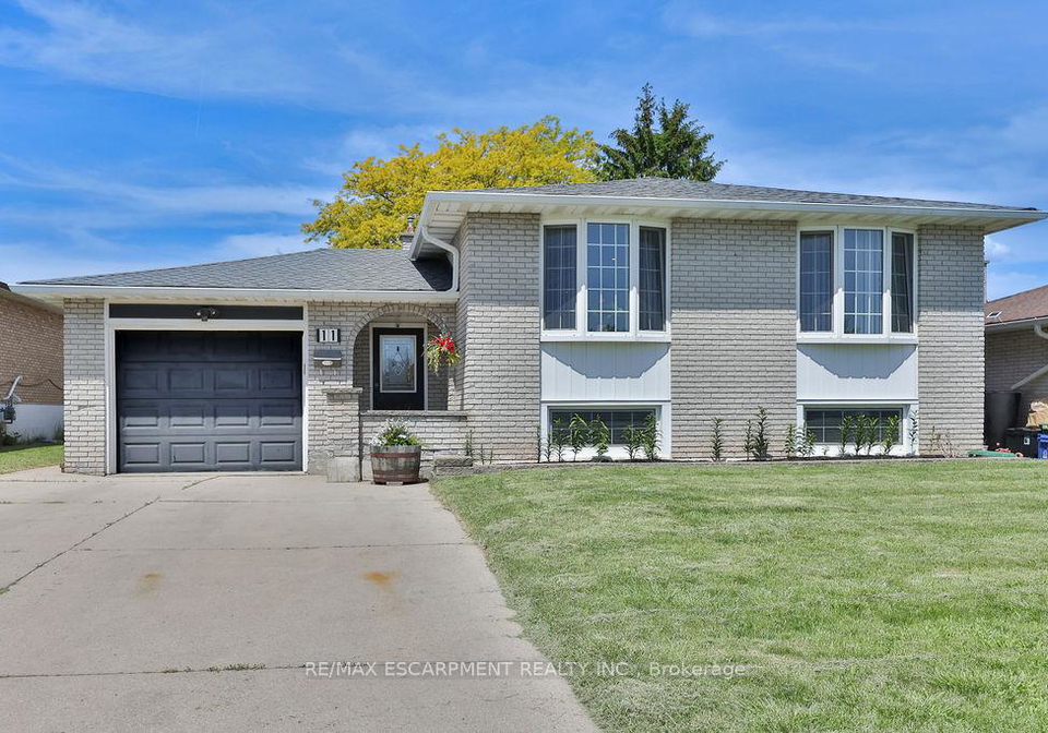11-lynwood-drive-hamilton-ontario-x13233494
