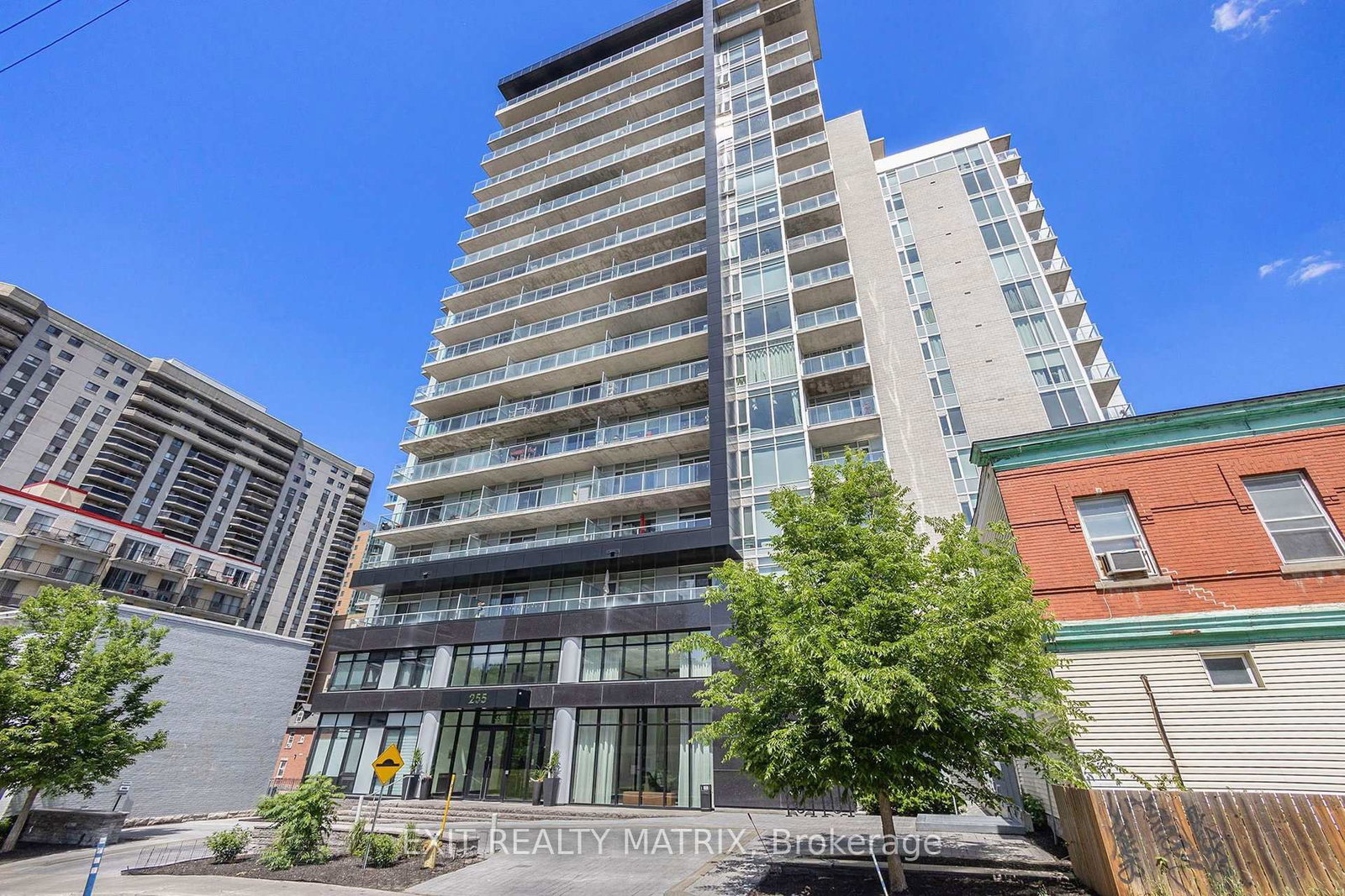255-bay-street-ottawa-ontario-x13233900