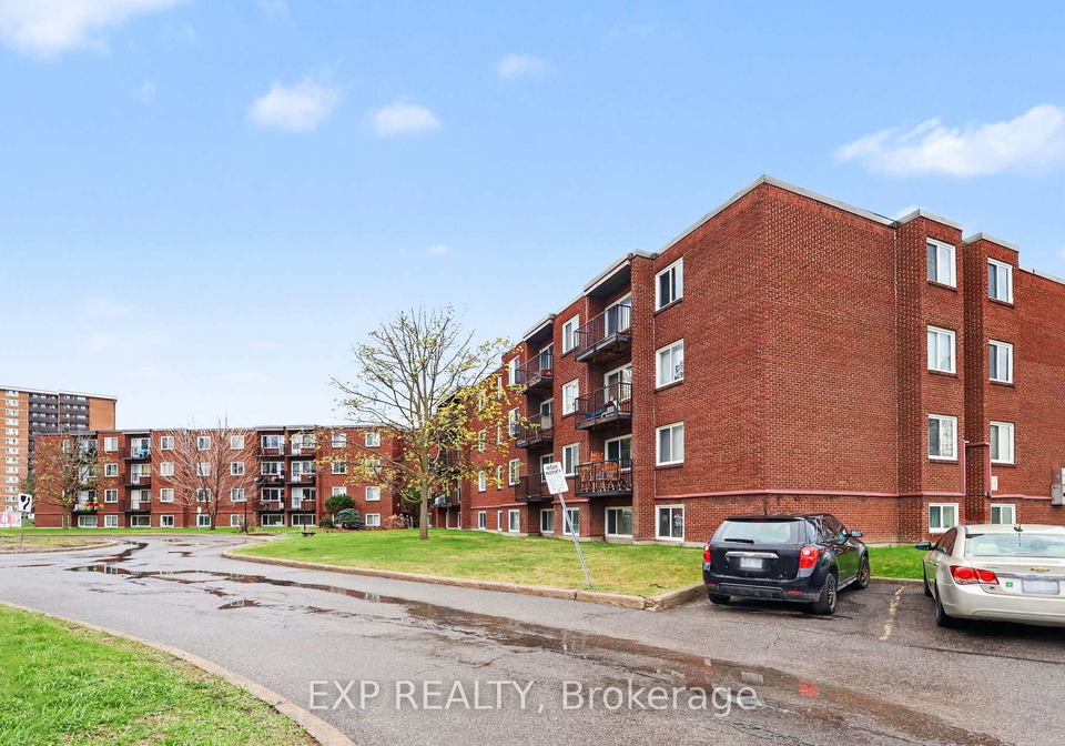 2044-arrowsmith-drive-ottawa-ontario-x13234126