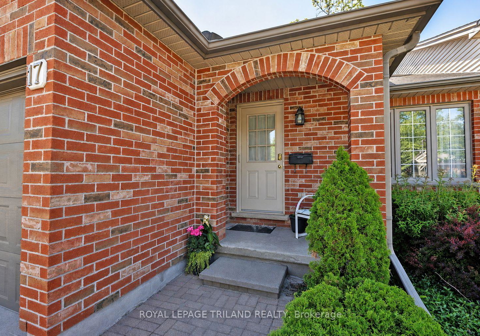 1100-byron-baseline-road-london-south-ontario-x13234134