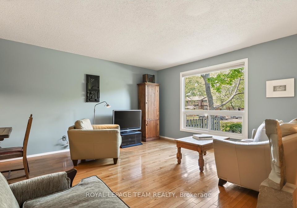402-montfort-street-ottawa-ontario-x13234162