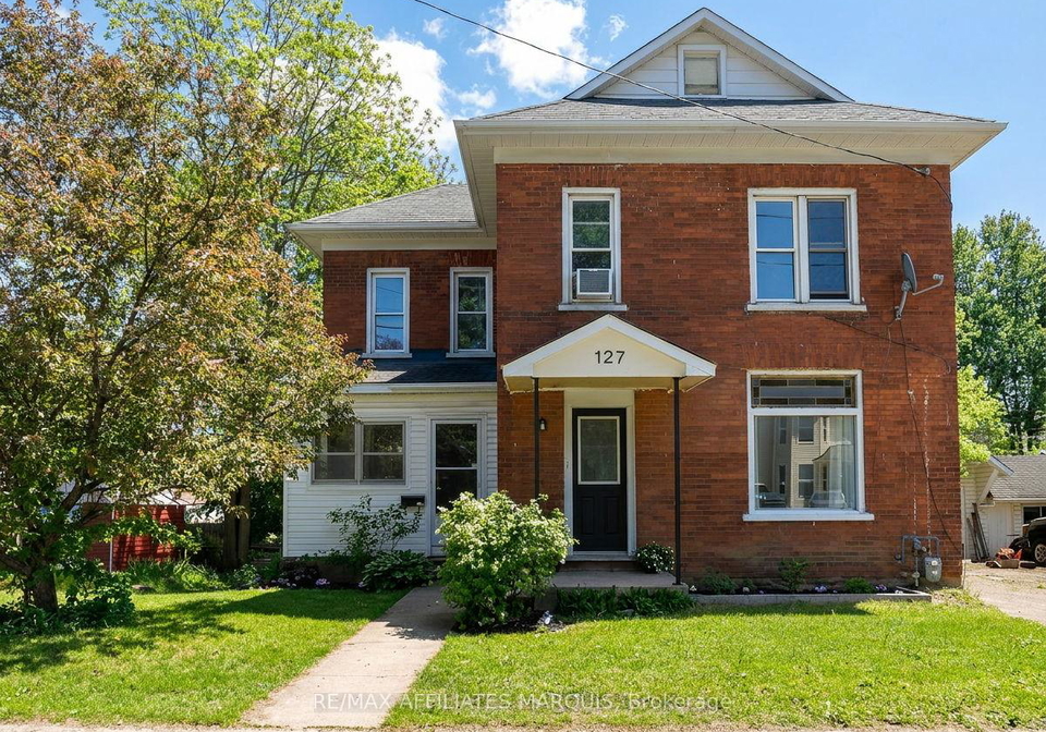 127-brockville-street-smiths-falls-ontario-x13234222