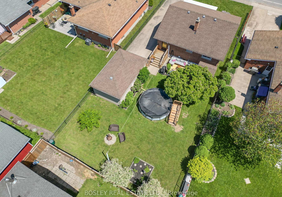 6521-caledonia-street-niagara-falls-ontario-x13234230