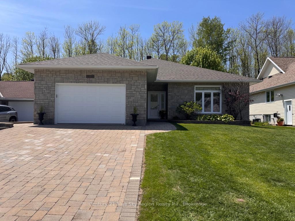 265-osprey-crescent-callander-ontario-x13234260