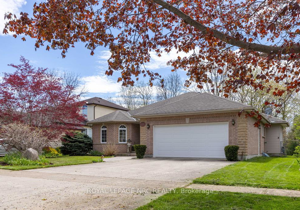 18-harmony-drive-niagara-on-the-lake-ontario-x13234286