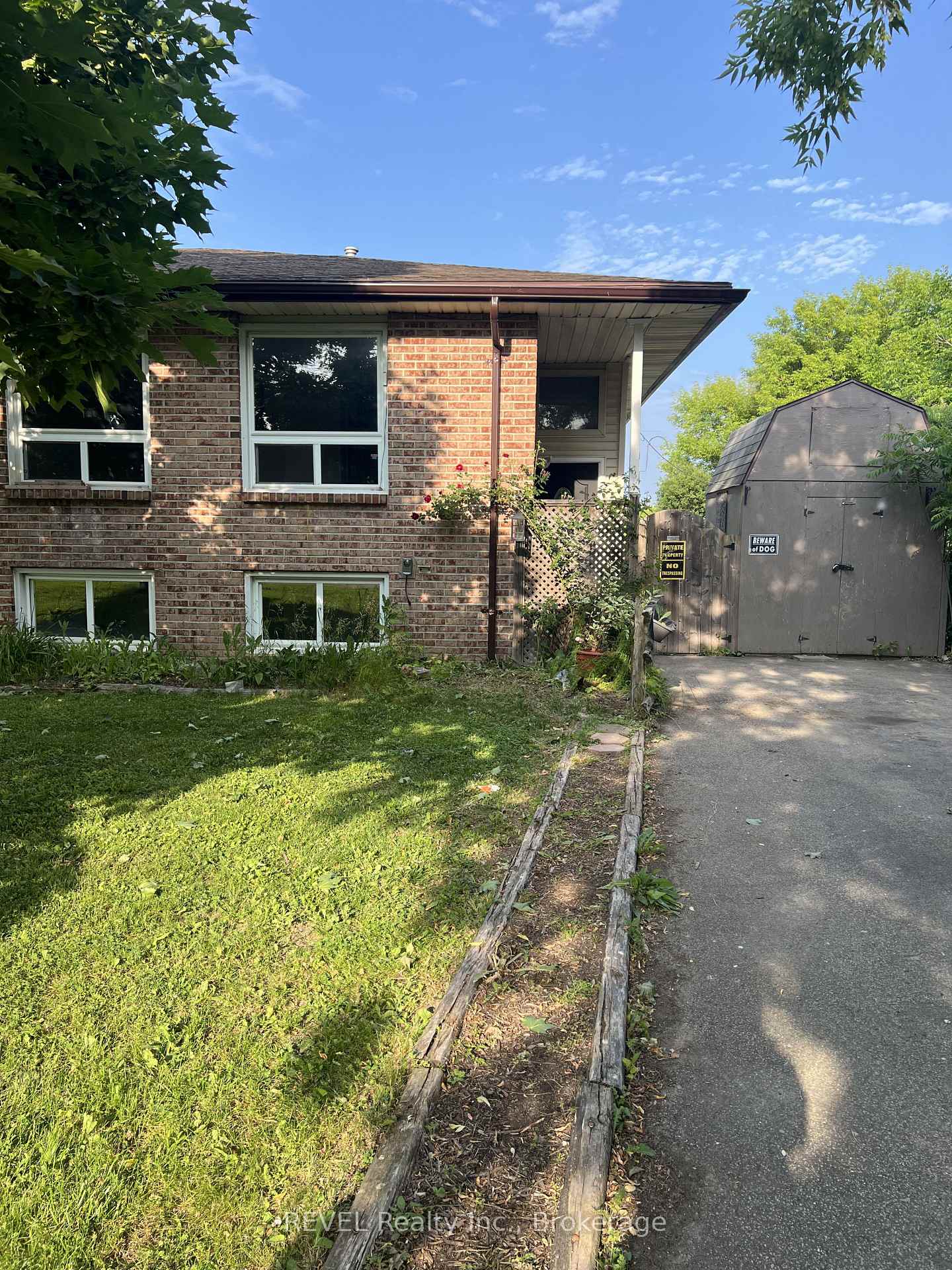114-bartlett-street-thorold-ontario-x13234390
